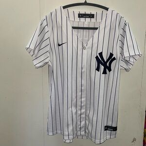 Authentic Yankees women Judge jersey size L.